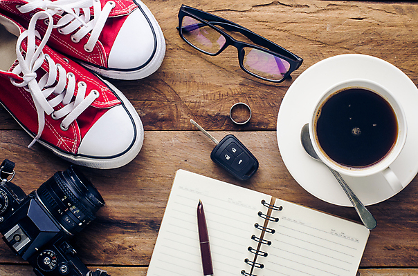 포토 JPG 해외이미지 안경 도로 커피 여행 백그라운드 신발 컨셉 지도 돈 인터넷 유리 탁자 호텔 모바일 휴가 사람없음 목재 컵 스마트폰 펜 여행객 카메라 디지털 스크린 공책 장비 터치 티켓 지갑 계획 무선전화기 손목시계 준비 복고 여권 전자 예약 멀티미디어 원정 해외202004 해외포토 나무 식기 잡화 길 음료 시계 가구 재료 장신구 교통시설 재질 숙소 문구용품 사람 전자제품 핸드폰 스마트기기 필기구 재산 전화기 파일형식 이미지허브