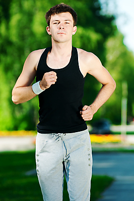 포토 JPG 해외이미지 나무 백인 1 라이프스타일 계절 공원 남자 도로 스포츠 포즈 잎 자연 아침 휴식 거리 건강 관리 숙이기 한명 사람 야외 30대 운동복 달리기 조깅 평화 산책 신선 숲 날씬함 연습 휴양지 달리기선수 해외202004 해외포토 주간 서양인 식물 옷 공공시설 길 컨셉 교통시설 모션 생활 장년 운동 장소 몸매 생태계 육상선수 파일형식 이미지허브