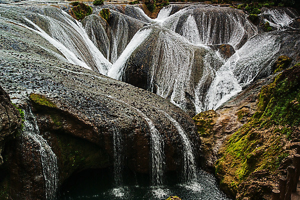 포토 JPG 해외이미지 풍경 사람없음 물 강 중국 폭포 내추럴 해외202004 해외포토 자연요소 아시아 자연 파일형식 이미지허브