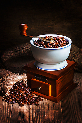 포토 JPG 해외이미지 전통 디자인 커피 음료 음식 백그라운드 컨셉 콩 미술 사람없음 목재 장식 컵 세트 갈색 상점 검은색 어둠 침묵 거품 카페 수확 골동품 시골 뜨거움 닫기 연기 맛 아침식사 수증기 설탕 굽기 수집 큐브 질감 복고 아로마 그라인더 모음 에스프레소 내추럴 방앗간 옛날 카페인 스타일 해외202004 해외포토 나무 식기 컬러 농업 재료 모션 문화예술 곡류 한글 식사 소리 구이 커피용품 파일형식 이미지허브