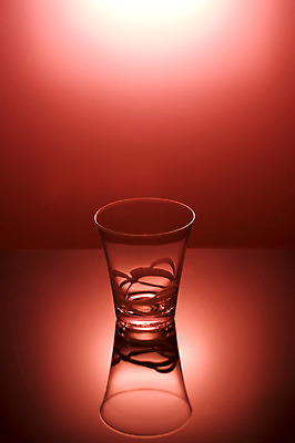 포토 JPG 해외이미지 디자인 음료 음식 백그라운드 컨셉 패턴 오렌지 과일 장신구 유리 탁자 건강 사람없음 목재 빨간색 초록색 물 파란색 빛 컬러풀 반사 노란색 우주 주스 추위 흰색 신선 칵테일 투명 액체 플랫 달콤 정상 크리스탈 묘사 오브젝트 유기농 머리위 위치 내추럴 고립 스타일 미니멀 해외202004 해외포토 자연요소 나무 웰빙 컬러 가구 무늬 재료 재질 주류 맛 광석 파일형식 이미지허브