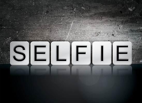 포토 JPG 해외이미지 포즈 백그라운드 컨셉 아이디어 사람없음 단어 스마트폰 카메라 수확 메시지 편지 타일 그런지 소셜미디어 테마 해외202004 해외포토 문자 농업 전자제품 핸드폰 스마트기기 파일형식 이미지허브