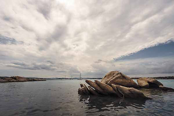 포토 JPG 해외이미지 유럽 바다 섬 여행 자연 하늘 휴가 풍경 사람없음 여름 이탈리아 지중해 파라다이스 화강암 해외202004 해외포토 계절 나라 암석 생태계 파일형식 이미지허브