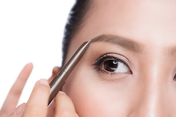 포토 JPG 해외이미지 손 응시 여자 실내 한명 동양인 근접촬영 상반신 성인 앞모습 신체부위 뷰티 그리기 눈썹 흰배경 성인여자한명만 해외202004 해외포토 1 시선 얼굴 뷰포인트 백그라운드 모션 사람 인종 내부 흰색 여자한명만 성인여자만 파일형식 이미지허브