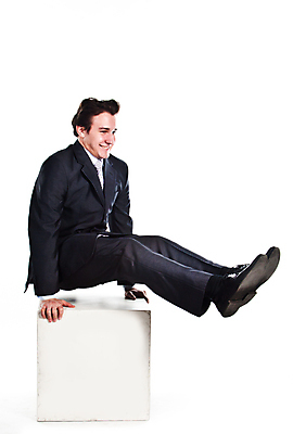 포토 JPG 해외이미지 백인 직업 남자 행복 감정 신체 비즈니스 한명 사람 정장 성인 표현 최고 비즈니스맨 오픈 유머 뉴스 흥분 긍정 해외202004 해외포토 서양인 1 옷 컨셉 직장인 파일형식 이미지허브