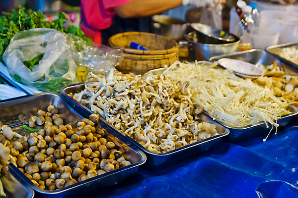 포토 JPG 해외이미지 손 음식 다이어트 채소 재료 태국 조개 연체동물 건강 요리 사람없음 주방 식당 숟가락 요리사 이탈리아 튀김 신선 뜨거움 지저분함 난로 지중해 먹기 해산물 준비 상업 문어 가스 단백질 태국음식 해외202004 해외포토 직업 유럽 아시아 바다 모션 어패류 무척추동물 수저 신체부위 상점 수중동물 감각 난방기 동양음식 영양소 파일형식 이미지허브