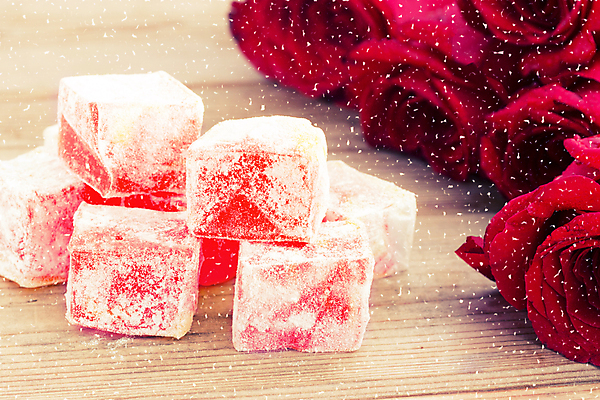 포토 JPG 해외이미지 실내 사람없음 장미 쌓기 달콤 로쿰 나무배경 해외202004 해외포토 꽃 백그라운드 모션 디저트 내부 맛 터키음식 파일형식 이미지허브