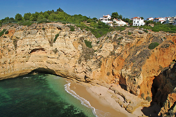 포토 JPG 해외이미지 실루엣 물결 파도 바다 여행 자연 하늘 휴가 따뜻함 풍경 사람없음 물 여름 태양 평화 일출 맑음 황혼 일몰 꿈 보트 서핑 포르투갈 휴양지 공상 이국적 파라다이스 해외202004 해외포토 자연요소 계절 유럽 컨셉 배_교통 날씨 촬영기법 노을 장소 수상스포츠 생태계 파일형식 이미지허브