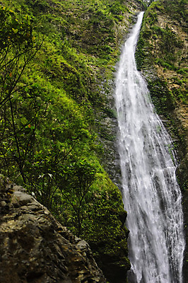 포토 JPG 해외이미지 자연 사람없음 야외 물 폭포 젖음 흐름 가을 바위 떨어짐 시원함 스플래쉬 해외202004 해외포토 자연요소 계절 컨셉 돌_바위 생태계 파일형식 이미지허브