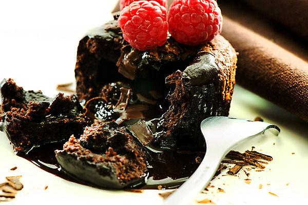 포토 JPG 해외이미지 접시 커피 음식 백그라운드 포크 과일 재료 부분 디저트 요리 사람없음 빨간색 갈색 파티 케이크 식당 초콜릿 검은색 식사 빵집 흰색 대접 신선 시간 뜨거움 액체 달콤 설탕 먹기 민트 산딸기 레시피 푸딩 코코아 스펀지 프랑스어 페스츄리 해외202004 해외포토 문자 식기 음료 빵 컬러 모션 이벤트 상점 맛 허브 파일형식 이미지허브