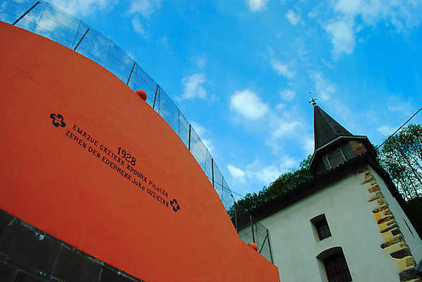 포토 JPG 해외이미지 스포츠 여행 사람없음 여행객 프랑스 게임 스페인 법정 해외202004 해외포토 유럽 놀이 사람 파일형식 이미지허브