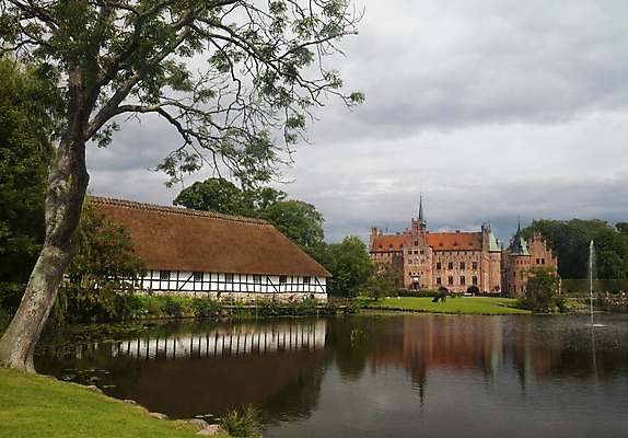 포토 JPG 해외이미지 덴마크 사람없음 반사 연못 성 분수 헛간 르네상스 해외202004 해외포토 건축물 북유럽 저장고 파일형식 이미지허브