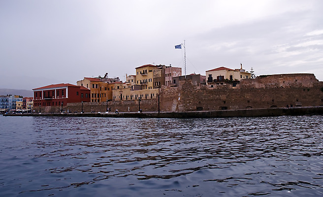 포토 JPG 해외이미지 전통 외관 유럽 벽 바다 섬 건축양식 하늘 산 등대 항해 풍경 사람없음 야외 건물 가로 물 여름 파란색 빛 도시풍경 태양 탑 항구 바위 도시 만 역사 지중해 그리스 타운 그리스인 옛날 해외202004 해외포토 자연요소 서양인 건축물 계절 건축 나라 컬러 배_교통 교통시설 돌_바위 파일형식 이미지허브