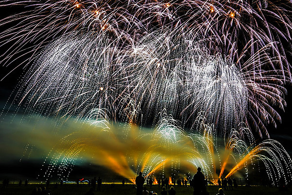 포토 JPG 해외이미지 행복 백그라운드 하늘 불 추상 휴가 불꽃 새로움 기념 이벤트 사람없음 빨간색 빛 컬러풀 파티 검은색 축제 어둠 자유 로켓 축하 4 야간 큼 폭발 연도 마법 7월 광 독립 해외202004 해외포토 자연요소 감정 컬러 컨셉 무늬 숫자 날짜 크기 파일형식 이미지허브