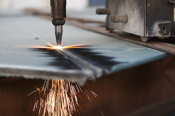 포토 JPG 해외이미지 실내 사람없음 아웃포커스 빛 업무 소프트포커스 불똥 용접 용접기 철강 해외202004 해외포토 촬영기법 내부 작업 파일형식 이미지허브