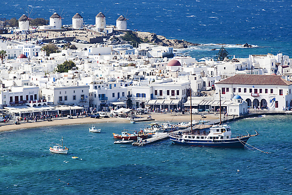 포토 JPG 해외이미지 전통 유럽 문화 바다 섬 여행 건축양식 휴가 주택 파노라마 풍경 사람없음 야외 건물 물 여름 파란색 도시풍경 여행객 마을 항구 풍차 흰색 지중해 그리스 장면 지역 포트 타운 산토리니 그리스인 미코노스섬 해외202004 해외포토 자연요소 서양인 건축물 계절 건축 나라 컬러 교통시설 촬영기법 사람 도시 파일형식 이미지허브