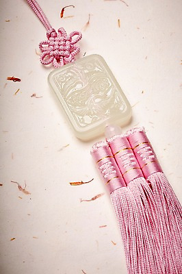 포토 JPG 스튜디오촬영 한국문화 한국전통 전통 전통문화 백그라운드 새해 전통소품 실내 근접촬영 사람없음 한지 오브젝트 노리개 국내포토 동양문화 종이 문화 뷰포인트 한국 내부 파일형식