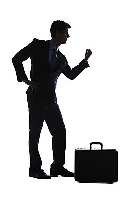 포토 JPG 스튜디오촬영 전신 서양인 해외기획촬영 응시 2012년태국 남자 실루엣 허리손 서류가방 가방 비즈니스 모션 실내 한명 서기 누끼 사람 정장 손짓 20대 성인 옆모습 비즈니스라이프 주먹 비즈니스맨 역광 청년만 청년남자만 청년남자한명만 성인남자한명만 국내포토 외국인 1 라이프스타일 시선 잡화 옷 뷰포인트 포즈 촬영기법 청년 내부 직장인 남자만 남자한명만 성인남자만 성인만 파일형식