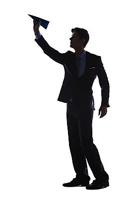 포토 JPG 스튜디오촬영 전신 서양인 외국인 백인 해외기획촬영 응시 2012년태국 남자 실루엣 비즈니스 모션 실내 한명 서기 들기 누끼 사람 정장 20대 성인 옆모습 비즈니스라이프 비즈니스맨 종이비행기 역광 남자만 남자한명만 성인남자만 청년만 청년남자만 청년남자한명만 성인한명만 성인남자한명만 성인만 국내포토 1 라이프스타일 시선 옷 뷰포인트 촬영기법 인종 청년 내부 직장인 종이접기 파일형식