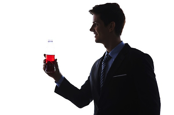 포토 JPG 스튜디오촬영 서양인 해외기획촬영 2012년태국 남자 실루엣 음료 비즈니스 모션 실내 한명 웃음 들기 누끼 사람 정장 상반신 20대 성인 옆모습 비즈니스라이프 비즈니스맨 병 역광 청년만 청년남자만 청년남자한명만 성인남자한명만 국내포토 외국인 1 라이프스타일 식기 옷 뷰포인트 촬영기법 표정 청년 내부 직장인 남자만 남자한명만 성인남자만 성인만 파일형식