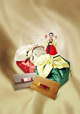 PSD 편집 편집이미지 한국문화 한국전통 전통 여자 명절 남자 전통문화 백그라운드 봉투 편지봉투 새해 복주머니 선물 한명 서기 들기 사람 동양인 상반신 성인 선물상자 설날 한국인 보자기 전통의상 한복 보따리 새해선물 성인만 설선물 이미지편집 1 동양문화 기념일 문화 모션 전통소품 한국 인종 상자 편지 파일형식 천_직물 명절선물