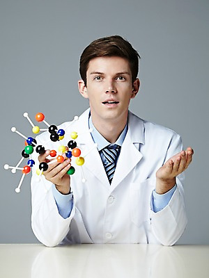 포토 JPG 스튜디오촬영 서양인 해외기획촬영 직업 2012년태국 남자 과학 무늬 탁자 회색배경 실내 실험 한명 들기 사람 손짓 상반신 20대 성인 앞모습 가운 실험복 원소 화학 연구원 과학자 원자 청년만 청년남자만 청년남자한명만 성인남자한명만 국내포토 외국인 1 옷 뷰포인트 가구 백그라운드 모션 청년 내부 회색 학자 남자만 남자한명만 성인남자만 성인만 파일형식