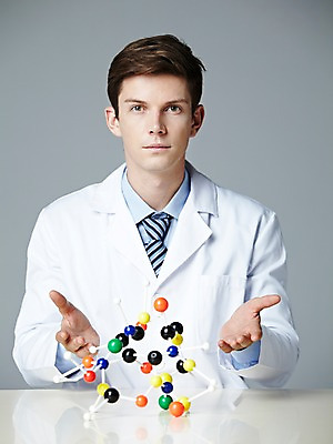 포토 JPG 스튜디오촬영 서양인 해외기획촬영 직업 2012년태국 남자 과학 무늬 탁자 회색배경 실내 실험 한명 사람 손짓 상반신 20대 성인 앞모습 가운 실험복 원소 화학 연구원 과학자 원자 청년만 청년남자만 청년남자한명만 성인남자한명만 국내포토 외국인 1 옷 뷰포인트 가구 백그라운드 모션 청년 내부 회색 학자 남자만 남자한명만 성인남자만 성인만 파일형식