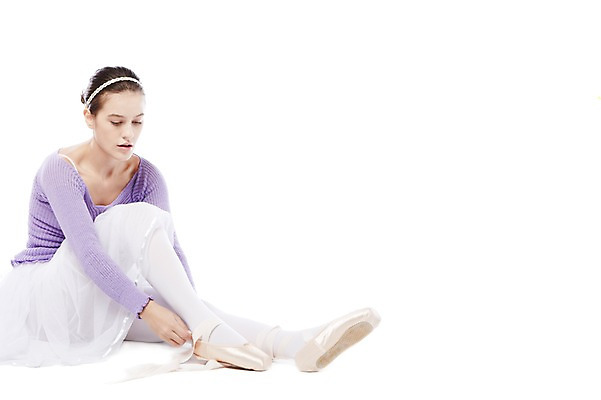 포토 JPG 스튜디오촬영 전신 서양인 해외기획촬영 직업 2012년태국 여자 실내 한명 누끼 사람 앉기 20대 성인 춤 발레 발레리나 발레복 토슈즈 청년만 청년여자만 청년여자한명만 성인여자한명만 국내포토 외국인 1 옷 신발 모션 문화예술 청년 내부 여자만 여자한명만 성인여자만 성인만 파일형식