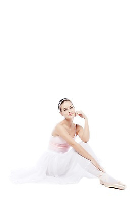 포토 JPG 스튜디오촬영 전신 서양인 해외기획촬영 직업 2012년태국 여자 휴식 실내 한명 누끼 사람 앉기 20대 성인 춤 발레 발레리나 발레복 토슈즈 청년만 청년여자만 청년여자한명만 성인여자한명만 국내포토 외국인 1 옷 신발 컨셉 모션 문화예술 청년 내부 여자만 여자한명만 성인여자만 성인만 파일형식