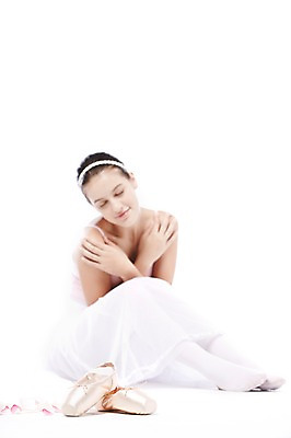 포토 JPG 스튜디오촬영 전신 서양인 해외기획촬영 직업 2012년태국 여자 휴식 실내 한명 누끼 사람 앉기 20대 성인 눈감음 춤 발레 발레리나 발레복 토슈즈 청년만 청년여자만 청년여자한명만 성인여자한명만 국내포토 외국인 1 옷 신발 컨셉 모션 문화예술 청년 내부 여자만 여자한명만 성인여자만 성인만 파일형식