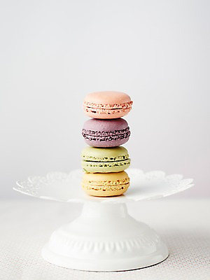 포토 JPG 스튜디오촬영 그릇 식기 접시 음식 빵 디저트 실내 근접촬영 사람없음 쌓기 과자 달콤 마카롱 국내포토 뷰포인트 모션 내부 맛 파일형식