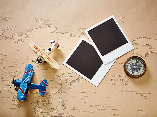 포토 JPG 스튜디오촬영 생활용품 백그라운드 세계지도 지도 비행기 프레임 실내 틀 사람없음 공백 나침반 필름 오브젝트 폴라로이드 폴라로이드사진 사진필름 국내포토 항공교통 대중교통 내부 세계 카메라 파일형식