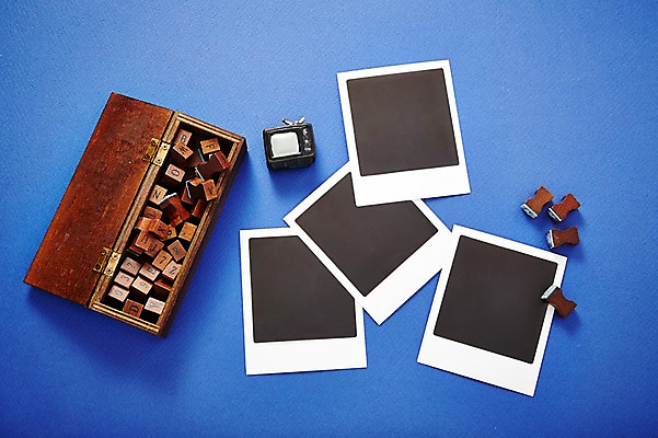 포토 JPG 스튜디오촬영 생활용품 백그라운드 프레임 실내 틀 사람없음 도장 장난감 공백 필름 오브젝트 폴라로이드 폴라로이드사진 사진필름 국내포토 내부 카메라 파일형식