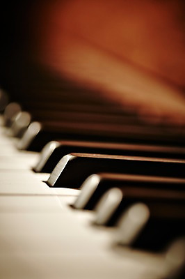 포토 JPG 스튜디오촬영 기호 악기 음악 백그라운드 음표 실내 근접촬영 사람없음 아웃포커스 건반 피아노 건반악기 오브젝트 국내포토 문자 뷰포인트 문화예술 촬영기법 내부 파일형식