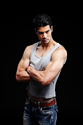 포토 JPG 스튜디오촬영 외국인 해외기획촬영 응시 2012년태국 남자 맨라이프 포즈 검은배경 근육 실내 한명 서기 사람 성인 앞모습 캐주얼 30대 민소매 운동 팔짱 헬스 청바지 성인남자한명만 장년만 장년남자만 장년남자한명만 국내포토 1 라이프스타일 시선 옷 뷰포인트 백그라운드 상의 바지 모션 건강 인종 내부 장년 검은색 남자만 남자한명만 성인남자만 성인만 파일형식