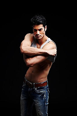 포토 JPG 스튜디오촬영 외국인 해외기획촬영 2012년태국 남자 맨라이프 포즈 검은배경 근육 실내 한명 서기 사람 성인 앞모습 캐주얼 30대 민소매 운동 섹시 헬스 청바지 성인남자한명만 장년만 장년남자만 장년남자한명만 국내포토 1 라이프스타일 옷 뷰포인트 백그라운드 컨셉 상의 바지 모션 건강 인종 내부 장년 검은색 남자만 남자한명만 성인남자만 성인만 파일형식
