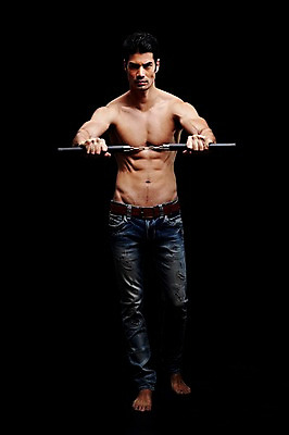 포토 JPG 스튜디오촬영 전신 외국인 해외기획촬영 2012년태국 남자 맨라이프 포즈 모션 검은배경 근육 상의탈의 실내 한명 서기 들기 사람 성인 앞모습 캐주얼 30대 운동 운동기구 헬스 청바지 무도 쌍절곤 쌍절봉 성인남자한명만 장년만 장년남자만 장년남자한명만 국내포토 1 라이프스타일 옷 스포츠 뷰포인트 백그라운드 바지 탈의 건강 인종 내부 장년 검은색 남자만 남자한명만 성인남자만 성인만 파일형식
