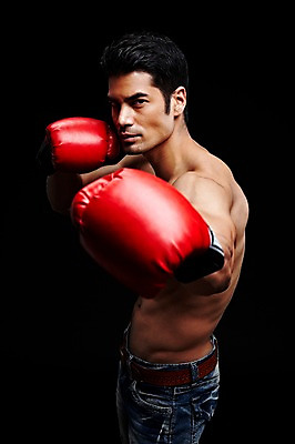 포토 JPG 스튜디오촬영 외국인 해외기획촬영 2012년태국 남자 맨라이프 포즈 모션 검은배경 근육 상의탈의 실내 한명 사람 상반신 성인 앞모습 캐주얼 30대 운동 헬스 권투 글러브 청바지 권투글러브 펀치 성인남자한명만 장년만 장년남자만 장년남자한명만 국내포토 1 라이프스타일 옷 스포츠용품 뷰포인트 장갑 백그라운드 바지 탈의 건강 인종 내부 장년 검은색 격투기 남자만 남자한명만 성인남자만 성인만 파일형식