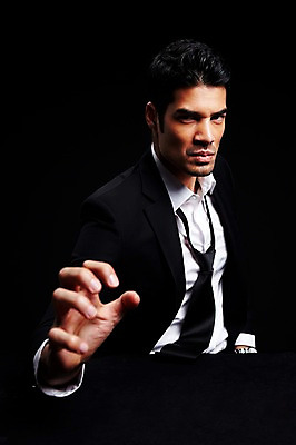 포토 JPG 스튜디오촬영 외국인 해외기획촬영 2012년태국 남자 맨라이프 포즈 비즈니스 검은배경 스트레스 실내 한명 사람 정장 상반신 성인 앞모습 30대 비즈니스라이프 직장인 비즈니스맨 괴로움 성인남자한명만 장년만 장년남자만 장년남자한명만 국내포토 직업 1 라이프스타일 옷 감정 뷰포인트 백그라운드 인종 내부 장년 검은색 남자만 남자한명만 성인남자만 성인만 파일형식