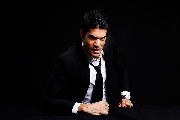 포토 JPG 스튜디오촬영 외국인 해외기획촬영 2012년태국 남자 맨라이프 비즈니스 검은배경 스트레스 실내 한명 사람 정장 상반신 성인 앞모습 30대 비즈니스라이프 직장인 비즈니스맨 괴로움 성인남자한명만 장년만 장년남자만 장년남자한명만 국내포토 직업 1 라이프스타일 옷 감정 뷰포인트 백그라운드 인종 내부 장년 검은색 남자만 남자한명만 성인남자만 성인만 파일형식