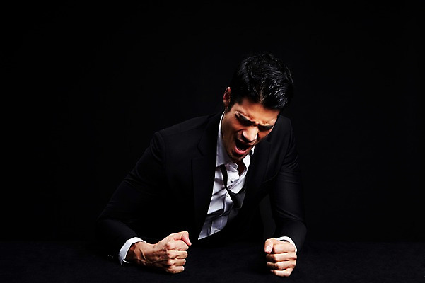 포토 JPG 스튜디오촬영 외국인 해외기획촬영 2012년태국 남자 맨라이프 비즈니스 검은배경 스트레스 실내 한명 사람 정장 상반신 성인 앞모습 30대 비즈니스라이프 눈감음 외침 주먹 직장인 비즈니스맨 괴로움 성인남자한명만 장년만 장년남자만 장년남자한명만 국내포토 직업 1 라이프스타일 옷 감정 뷰포인트 백그라운드 모션 인종 내부 장년 검은색 소리 남자만 남자한명만 성인남자만 성인만 파일형식