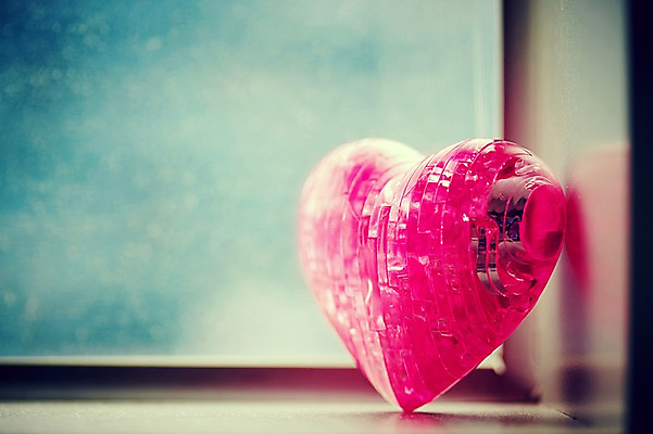 포토 JPG 스튜디오촬영 모양 문양 백그라운드 무늬 창문 실내 사랑 근접촬영 사람없음 아웃포커스 하트 하트모형 국내포토 감정 뷰포인트 촬영기법 내부 모형 파일형식