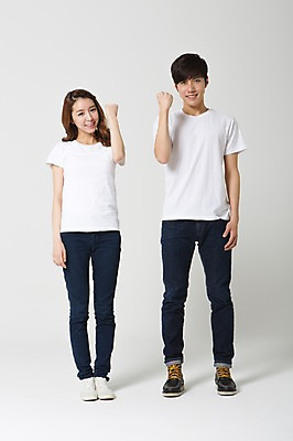 포토 JPG 스튜디오촬영 전신 학생 커플 여자 남자 대학생 모션 함께함 실내 사랑 서기 웃음 사람 동양인 손짓 20대 성인 두명 앞모습 캐주얼 파이팅 다정 주먹 한국인 신학기 신입생 커플룩 청년만 성인만 국내포토 옷 감정 뷰포인트 컨셉 관계 표정 인종 청년 내부 파일형식