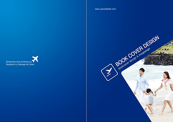 전신 PSD 템플릿 편집 표지디자인 북디자인 출판디자인 여자 표지 남자 딸 어린이 바다 컬러 여행 백그라운드 북커버 가족 엄마 휴가 가족여행 비행기 웃음 사람 동양인 소녀 팜플렛 성인 해변 세명 30대 파란색 부모 걷기 손잡기 산책 한국인 자녀 아빠 이미지템플릿 관계 항공교통 모션 휴식 대중교통 표정 인종 장년 파일형식