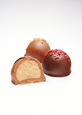 포토 JPG 스튜디오촬영 음식 백그라운드 디저트 실내 발렌타인데이 근접촬영 사람없음 아웃포커스 초콜릿 달콤 초코볼 국내포토 뷰포인트 데이이벤트 촬영기법 내부 맛 파일형식