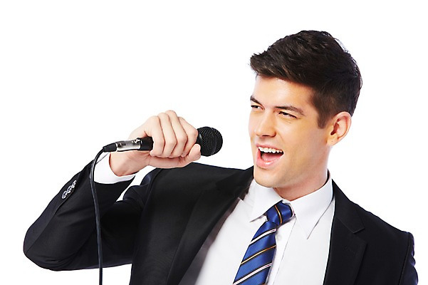 포토 JPG 스튜디오촬영 서양인 외국인 백인 해외기획촬영 2012년태국 남자 비즈니스 노래 실내 한명 웃음 들기 누끼 사람 정장 상반신 성인 앞모습 30대 비즈니스라이프 직장인 비즈니스맨 마이크 즐거움 남자만 남자한명만 성인남자만 성인한명만 성인남자한명만 장년만 장년남자만 장년남자한명만 성인만 국내포토 직업 1 라이프스타일 옷 감정 음악 뷰포인트 음향기기 모션 표정 인종 내부 장년 파일형식