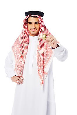 포토 JPG 스튜디오촬영 외국인 해외기획촬영 2012년태국 옷 남자 허리손 비즈니스 중동 실내 두건 한명 웃음 들기 누끼 사람 상반신 성인 앞모습 30대 금융 경제 계란 알 스카프 황금 전통의상 이슬람교 아랍 황금알 케피에 칸두라 디슈다샤 고트라 아갈 중동인 남자만 남자한명만 성인남자만 성인한명만 성인남자한명만 장년만 장년남자만 장년남자한명만 성인만 국내포토 1 전통 나라 종교 뷰포인트 포즈 모션 표정 인종 내부 장년 목도리 파일형식