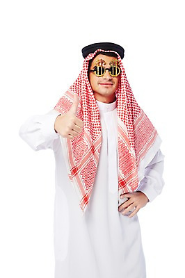 포토 JPG 스튜디오촬영 외국인 해외기획촬영 2012년태국 옷 남자 안경 허리손 비즈니스 중동 모션 실내 두건 한명 누끼 사람 손짓 상반신 성인 앞모습 30대 금융 경제 선글라스 달러 스카프 최고 전통의상 이슬람교 아랍 만족 케피에 칸두라 디슈다샤 고트라 아갈 중동인 남자만 남자한명만 성인남자만 성인한명만 성인남자한명만 장년만 장년남자만 장년남자한명만 성인만 국내포토 1 전통 잡화 감정 나라 종교 뷰포인트 포즈 돈 인종 내부 장년 목도리 파일형식