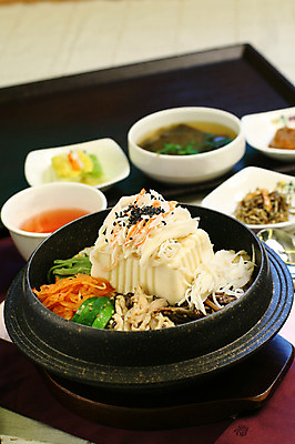 포토 JPG 그릇 접시 한식 음식 채소 호박 반찬 사람없음 버섯 뚝배기 국 나물 두부 비빔밥 깨 고사리 두부요리 맛살 연두부 국내포토 식기 식재료 조미료 파일형식