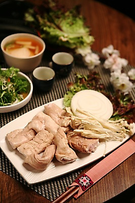 포토 JPG 그릇 접시 꽃 음식 채소 식재료 젓가락 양파 잔 생고기 육류 사람없음 아웃포커스 컵 버섯 내장 장기 상추 쌈 팽이버섯 물김치 곱창 막창 국내포토 식물 식기 신체 김치 촬영기법 수저 파일형식